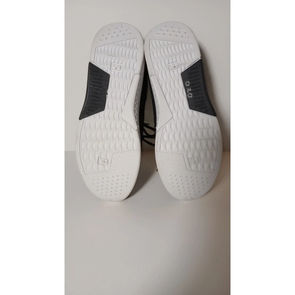 Danskin Womens Size 8 Sneakers Free Woman Flexible Knit Comfort Black Shoes